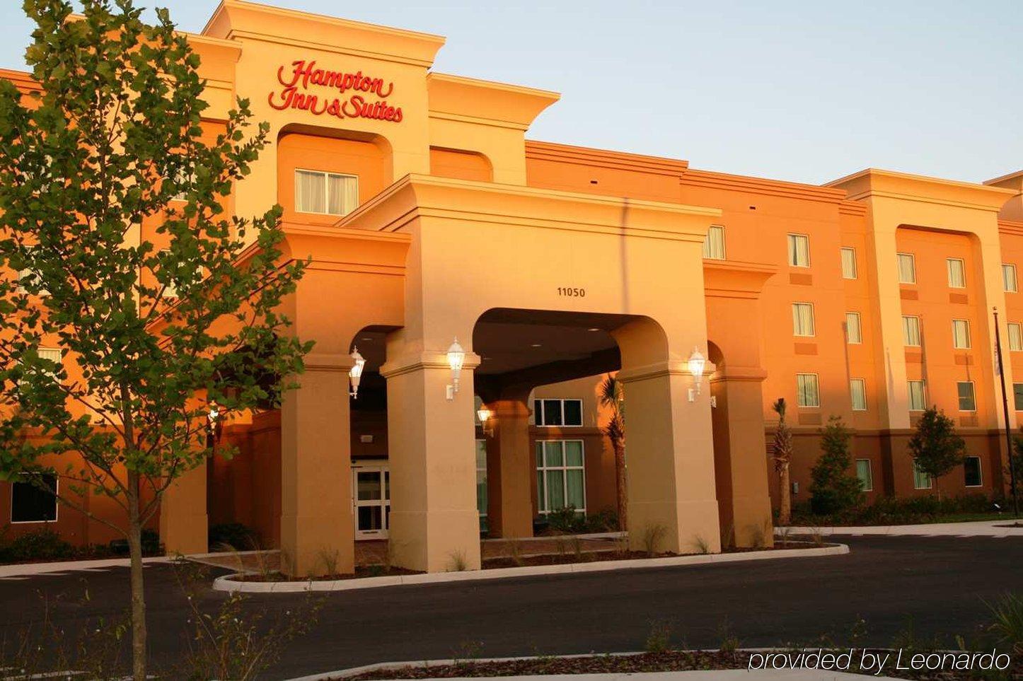 Hampton Inn & Suites Порт-Ричи Экстерьер фото