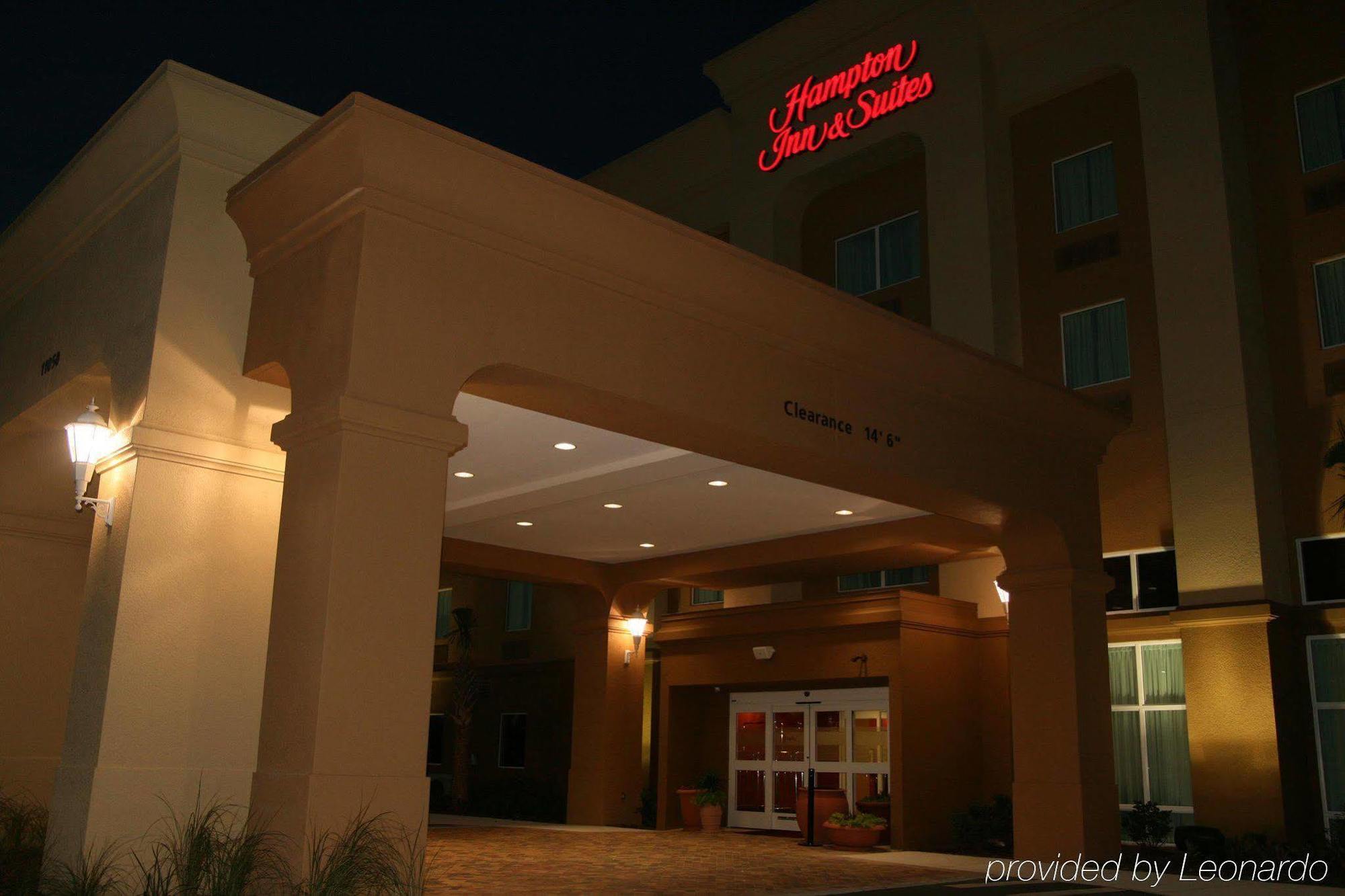 Hampton Inn & Suites Порт-Ричи Экстерьер фото
