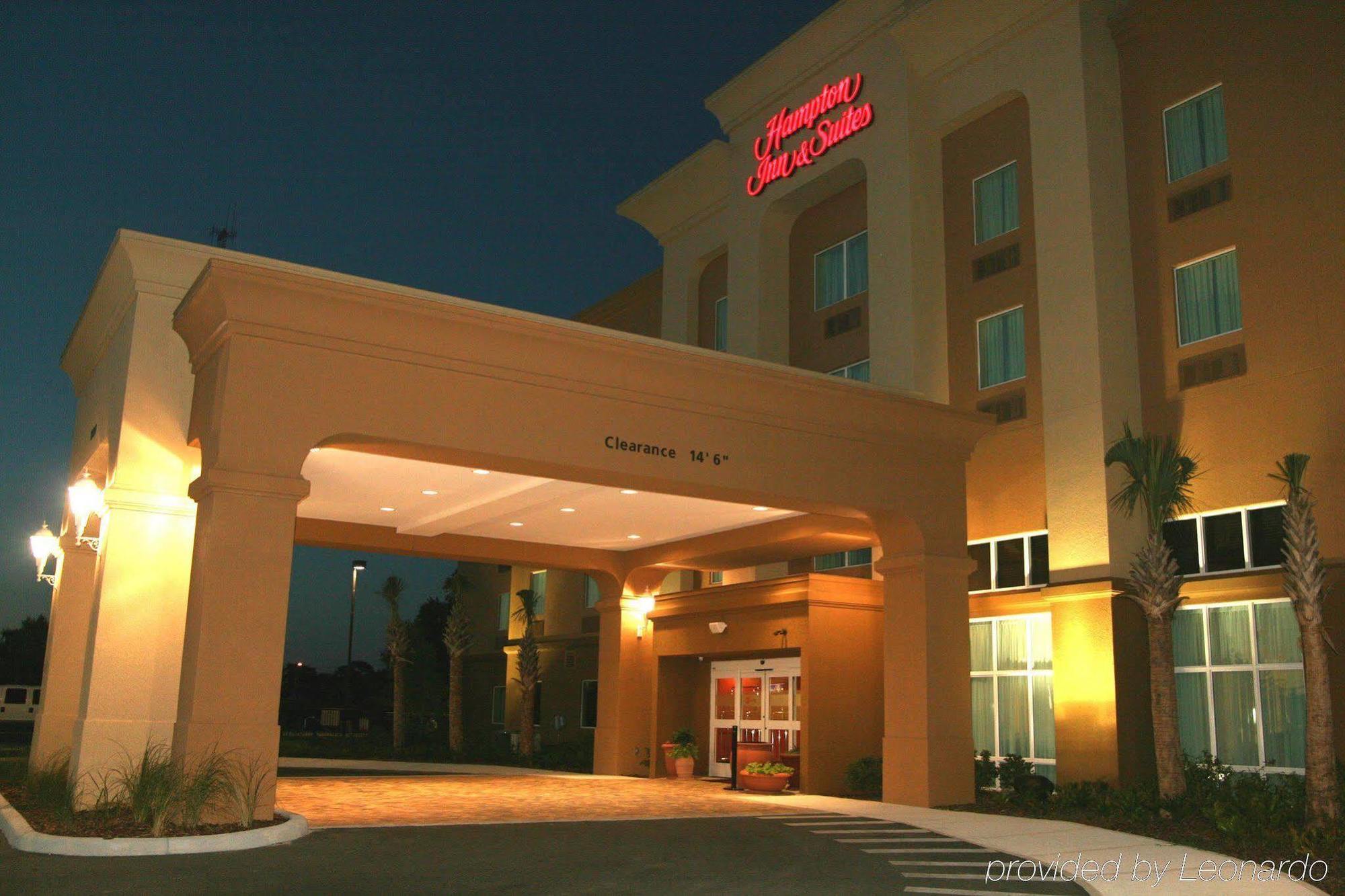 Hampton Inn & Suites Порт-Ричи Экстерьер фото